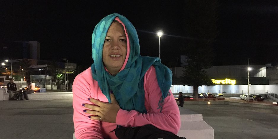 Imagen periodística de archivo de una migrante trans centroamericana, distinta de los casos descritos en el artículo